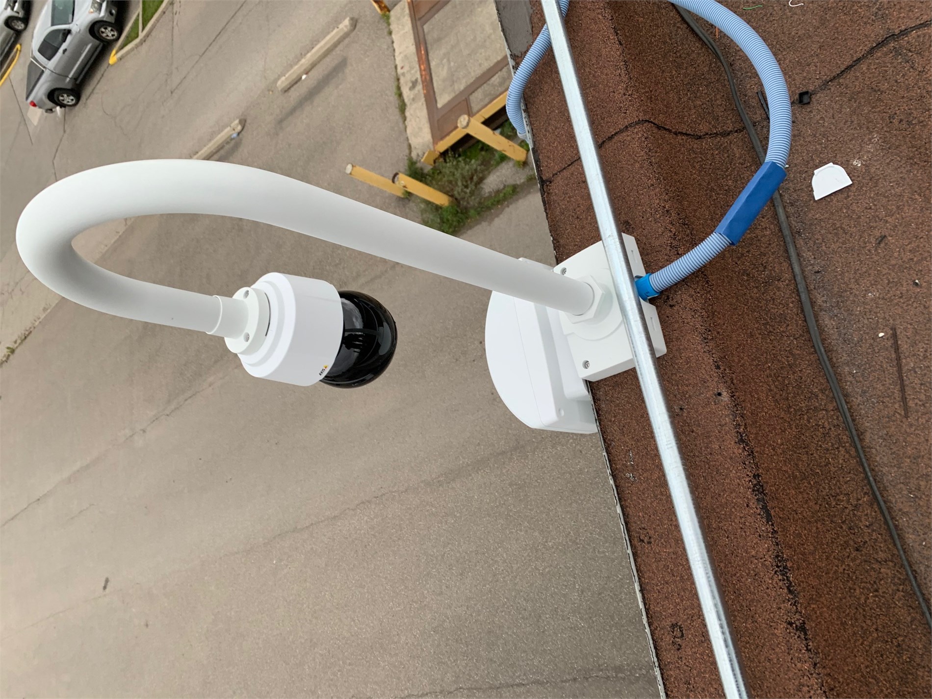 High mounted Axis camera